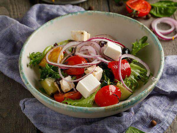 Охота на енота - Греческий салат