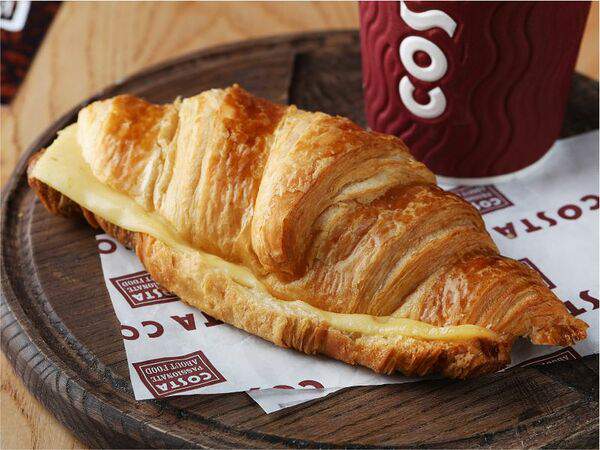 Costa Coffee - Круассан с сыром