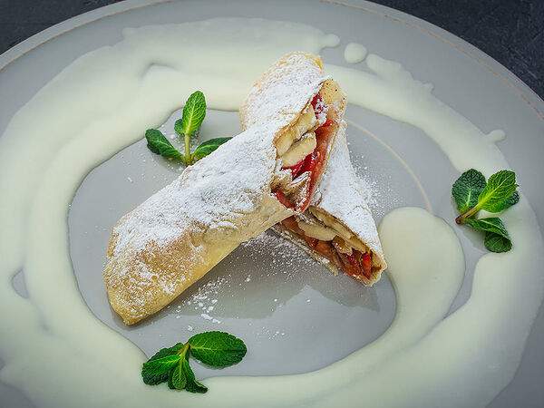 Чайхона №1 Братьев Васильчуков - Ли-нон с бананом и клубникой