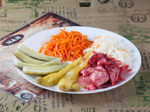 Мангал & Бар - Ассорти бочковых солении