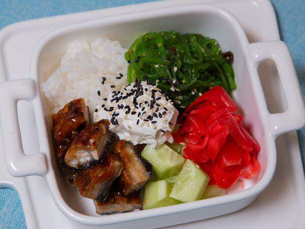 Акварель - Поке с угрем