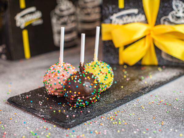 Пекарня Буханка - Кейк-попс на палочке
