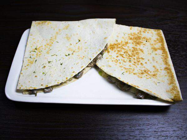 Uncle Frank - Кесадилья с грибами