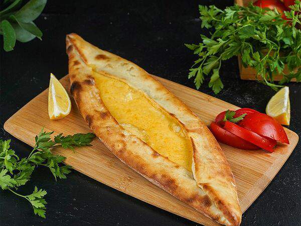 Tiger food - Пиде с сыром