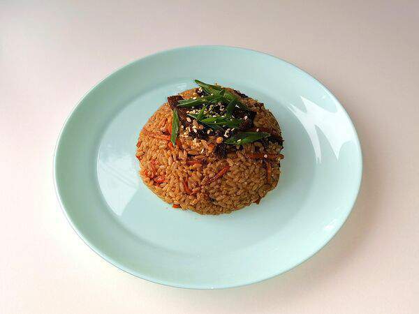 Orisushi - Тяхан с говядиной