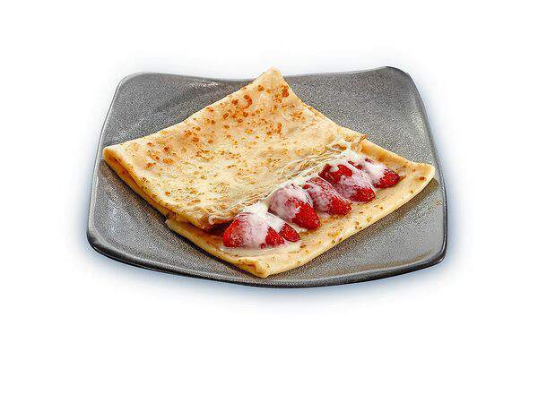 Крутил Вертел - Блин с клубникой и сгущённым молоком