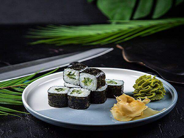 Stories - Ролл Маки с огурцом