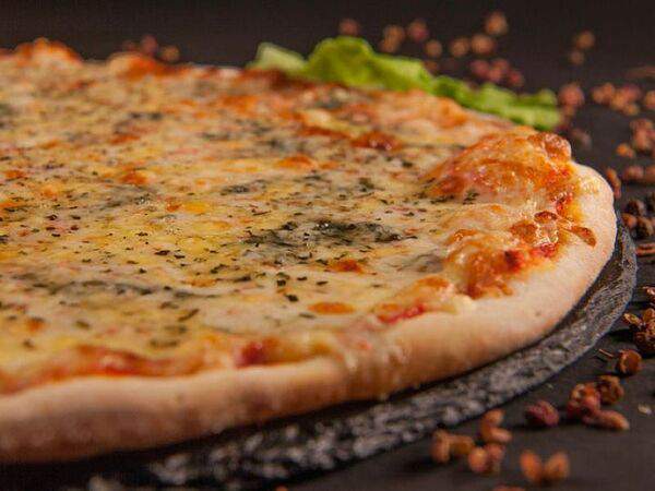 Terkin Gastro Pub - Пицца Четыре сыра