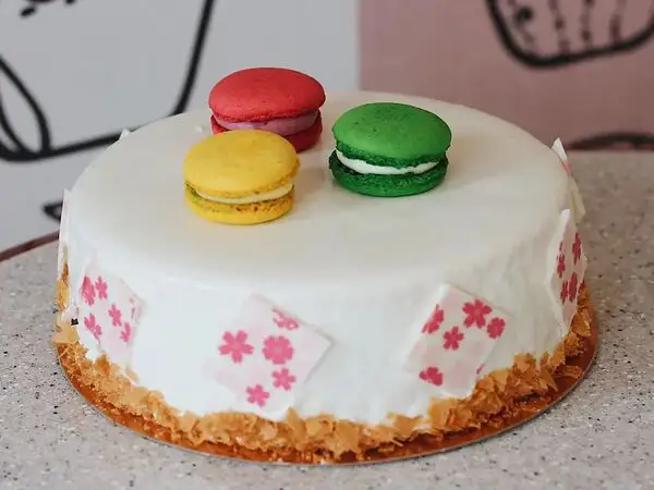 Своя Кондитерская - Торт Йогуртовый клубника-банан