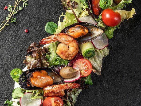 Джентльмены удачи - Салат с морепродуктами