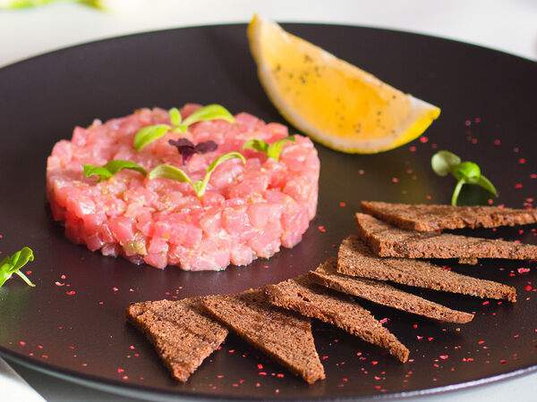 Dolce Vita - Тартар из тунца