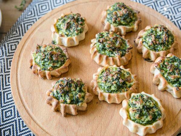 Тестов - Перепечки со шпинатом и сыром