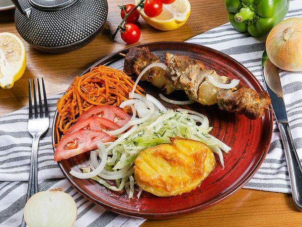 Bazar express - Шашлык из свинины с гарниром