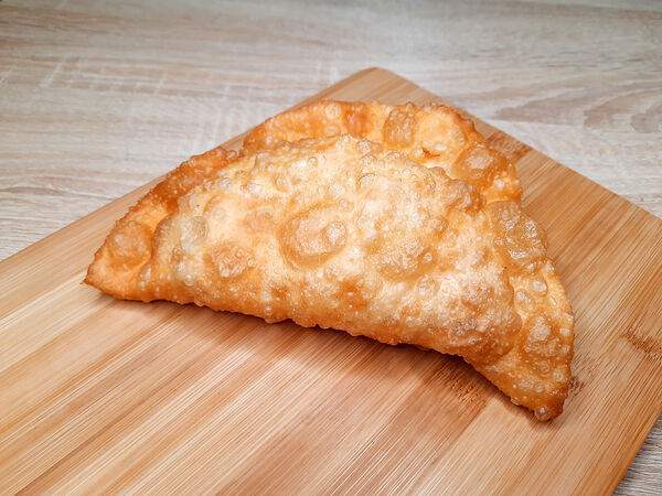 Чебуреки и плов - Чебурек с курицей и свининой мини