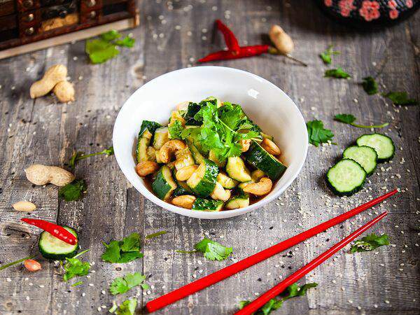 Тайшань - Салат из битого огурца с кешью