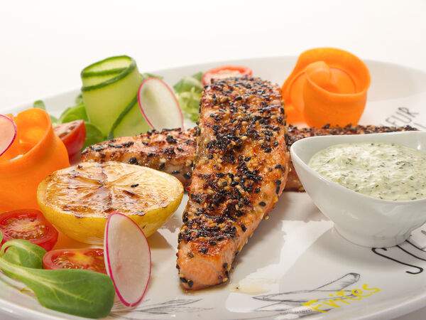 Стейк-Хаус - Лосось от Шефа с соусом тар-тар