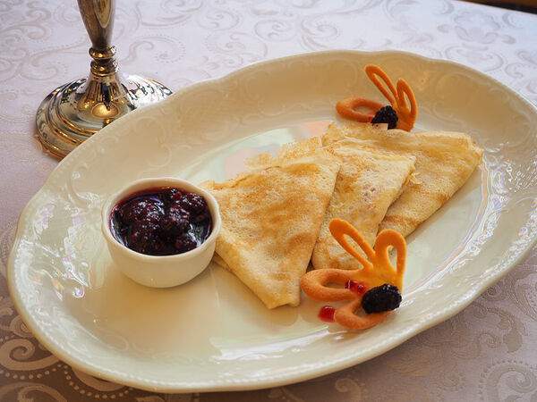 1913 год - Блины с ягодным вареньем