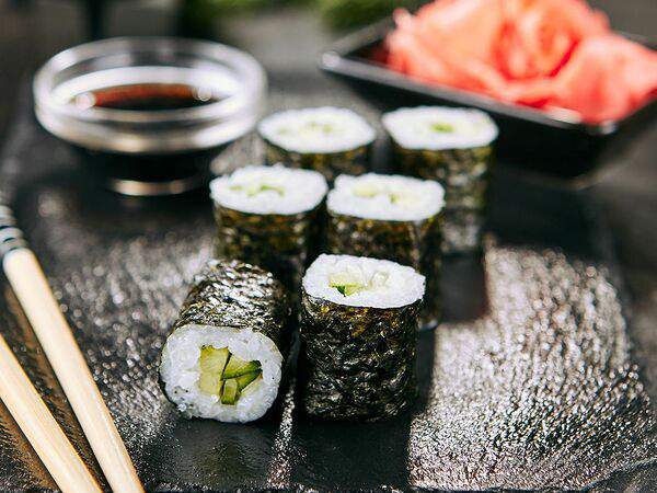 Royal Pizza - Хосомаки с огурцом