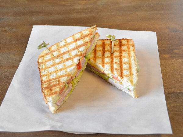 Fratelli - Сэндвич с ветчиной