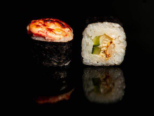 Мегаполис - Ролл запеченный с угрем