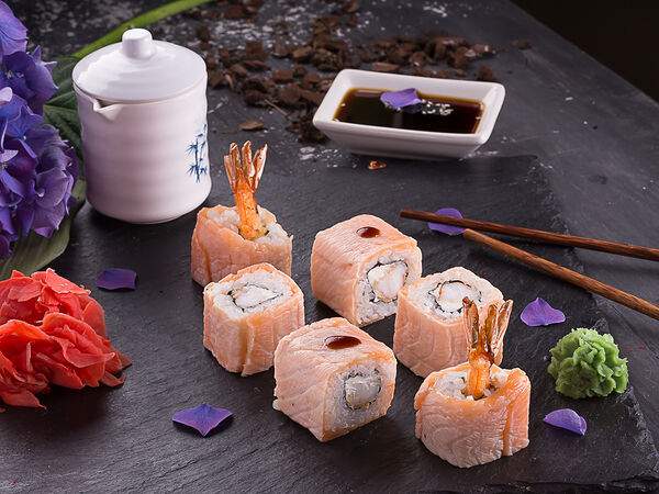 Premier & Only - Татаки сяке маки