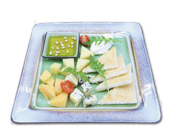 Карлсон - Ассорти сыров