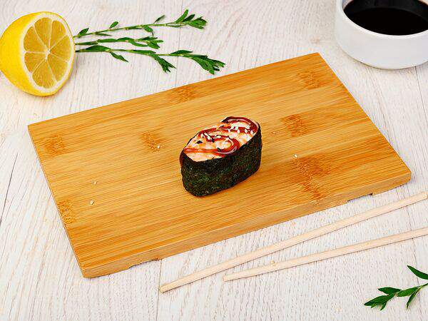 Суши Love - Запеченные суши с кальмаром