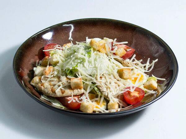 Ezzy Pizza - Салат Цезарь с курицей