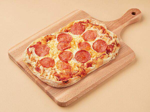 Фартук бистро - Пицца с пепперони и халапеньо