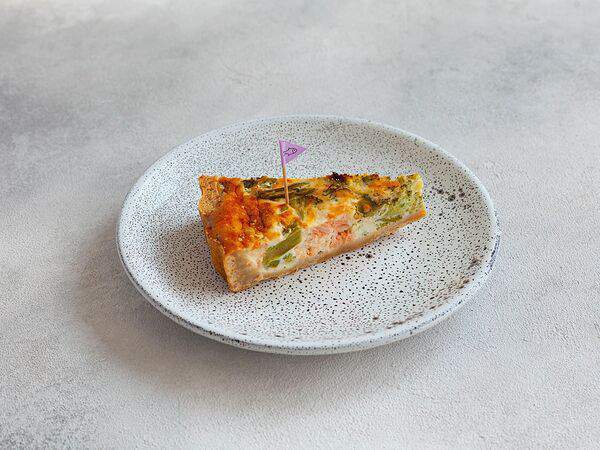 Корж - Киш с лососем