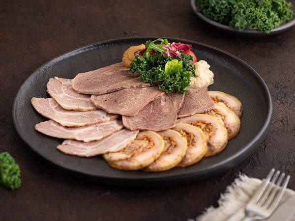 Абсолютъ - Тарелка мясных деликатесов