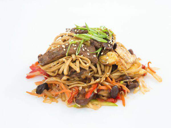 Rollcity - Лапша удон с телятиной