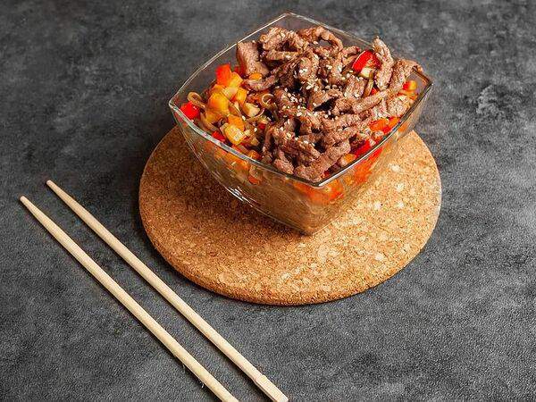 Фуджиями - Соба с овощами и говядиной