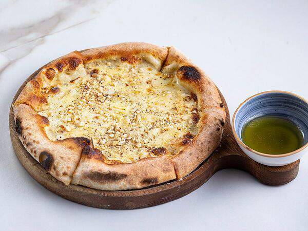 Holy place - Четыре сыра/ орехи