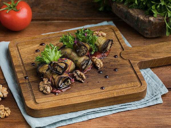 Мама, я дома - Рулада из баклажан с грецким орехом