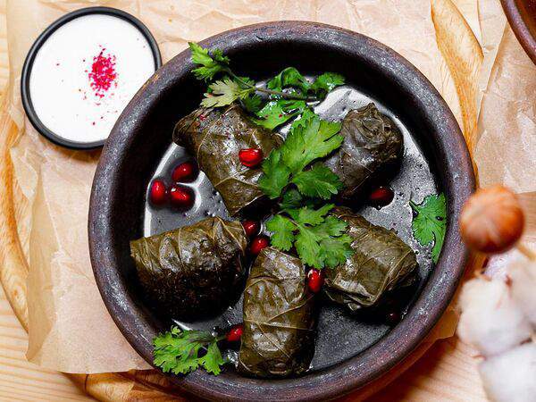 Чача-Рача - Долма с соусом мацони