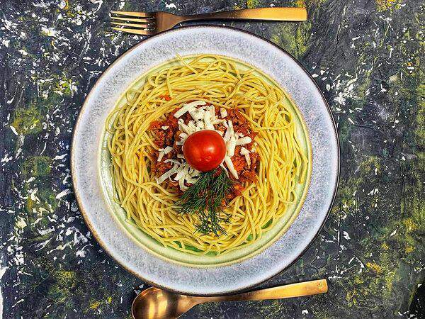 Плюшка - Паста Болоньезе