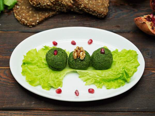 Хинкальный дом 24 - Пхали из шпината