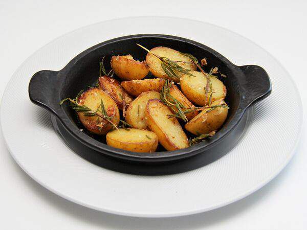 The atelier - Картофель бейби, запеченный с розмарином