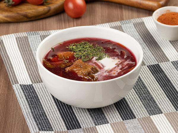 Грузинский дворик - Борщ с говядиной