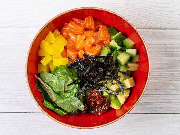 Долина суши - Поке с лососем и соусом манго-апельсин