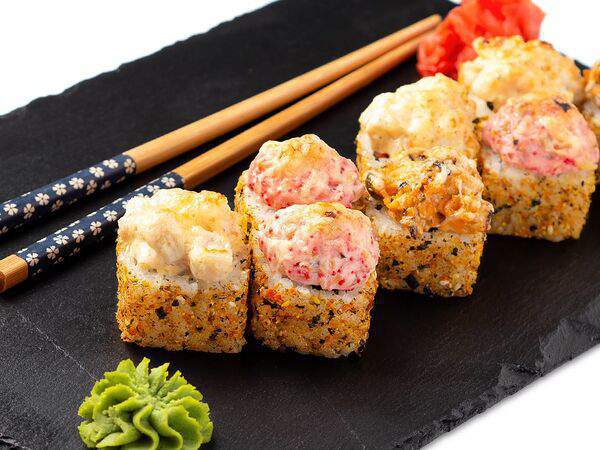 Chinchin - Запеченный ролл Втроем