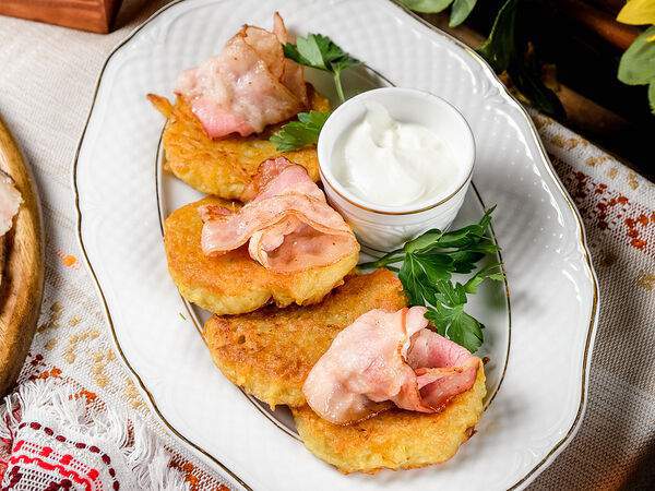 Корчма Веселая кума - Деруны с беконом