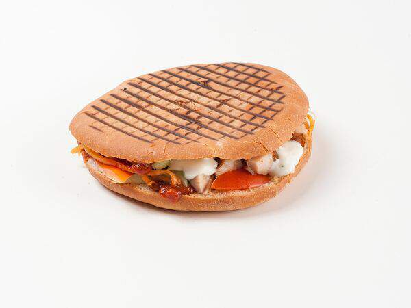 Mydener - Острый стандарт со свининой в лепешке