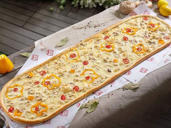 Биг Бенни - Метровая пицца Куриная