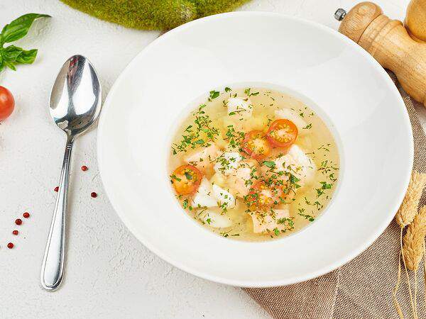 Ресторан Доставки Мамуля - Уха с дорадо и расстегаем