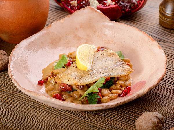 Пури-пури - Судак с белой фасолью и сливочно-грибным соусом