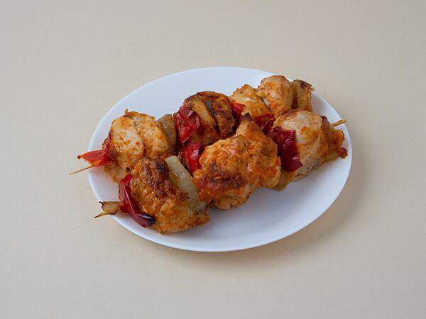 Кулинария прямо как дома - Шашлычок куриный на шпажке