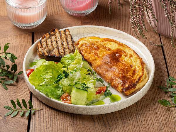 Clearbarn - Омлет с зеленым салатом