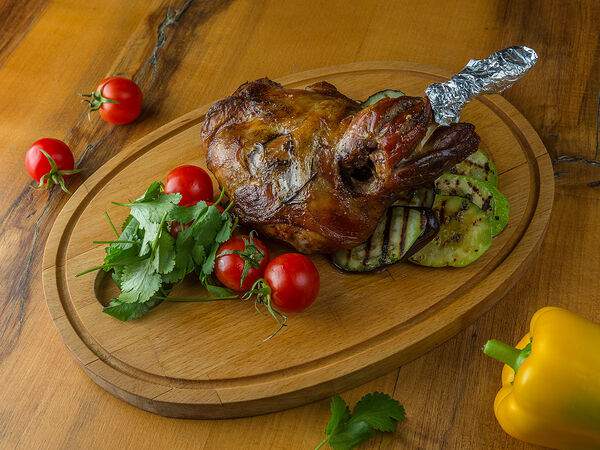 Timer lounger bar - Лопатка барашка с соусом Сальса